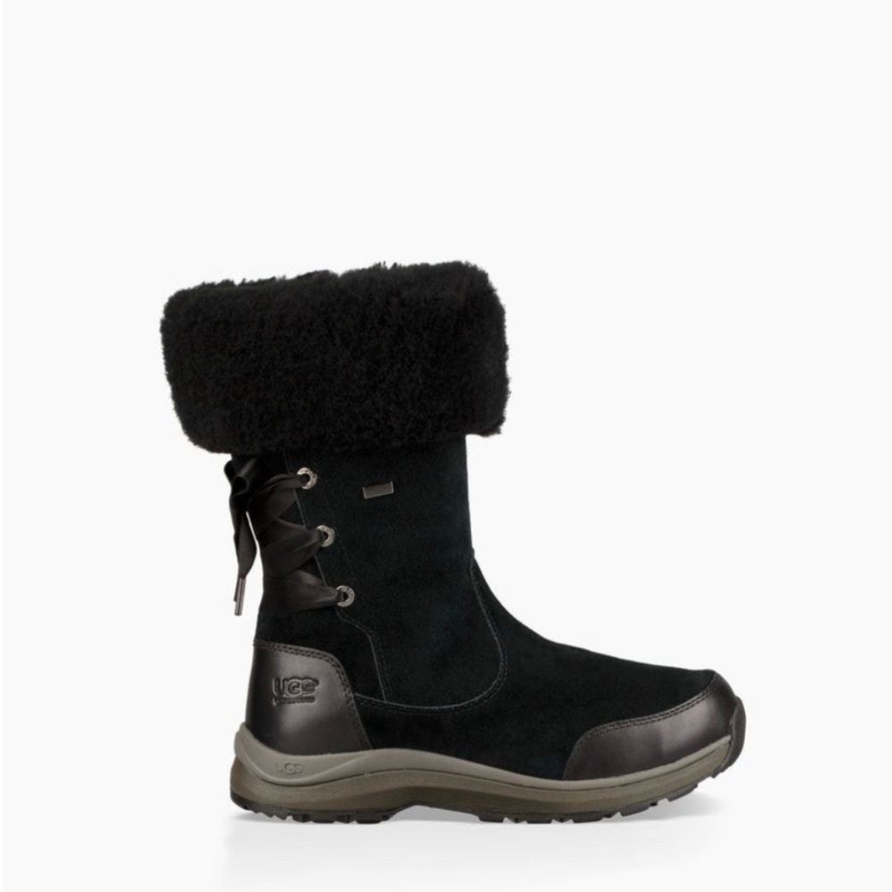 UGG size 10 women’s Ingalls Boot Black